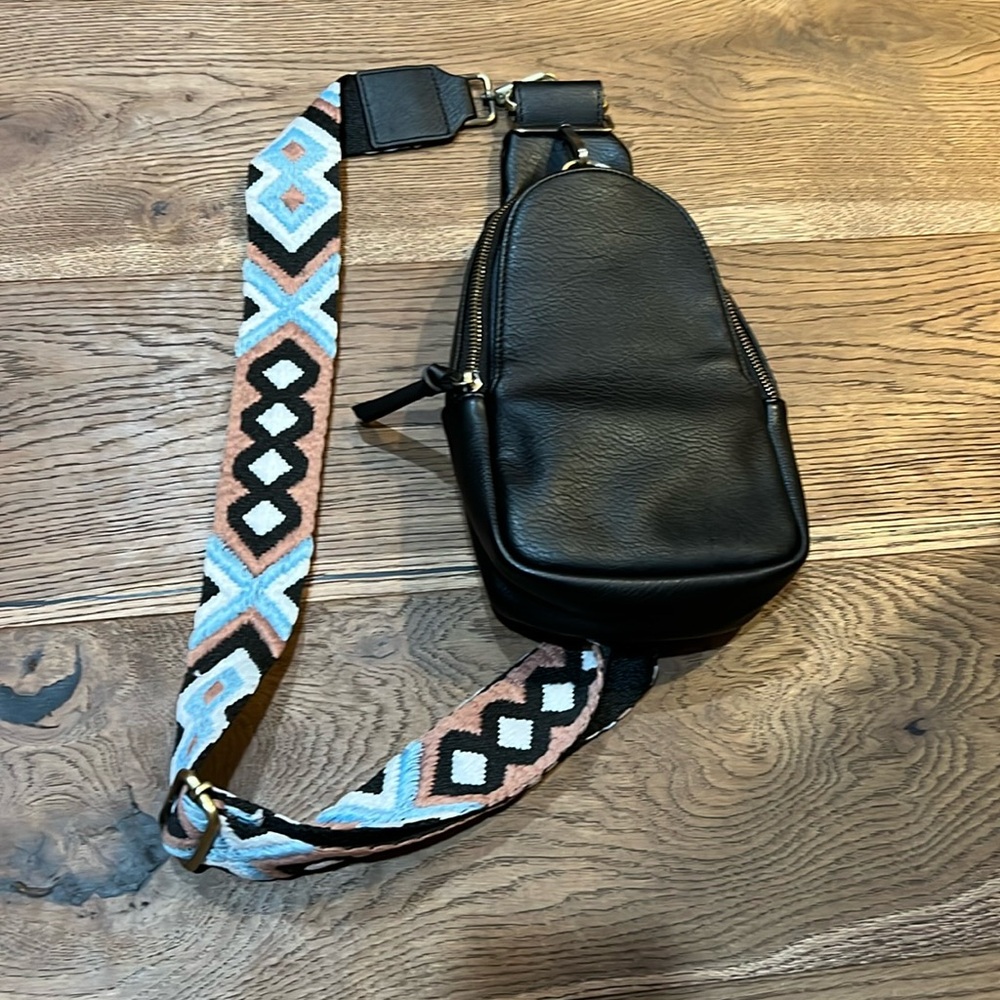 Anthropology Liberty Sling bag. Used 1 time. Great condition.